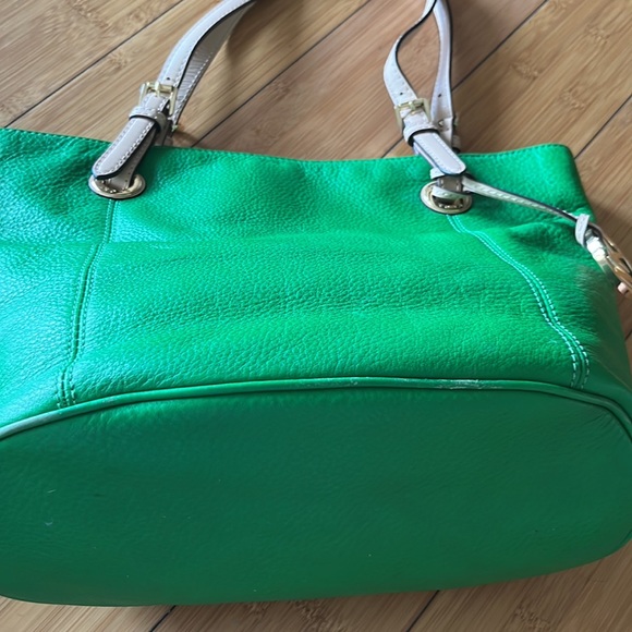 Michael Kors Green Medium Leather Tote - Picture 8 of 16